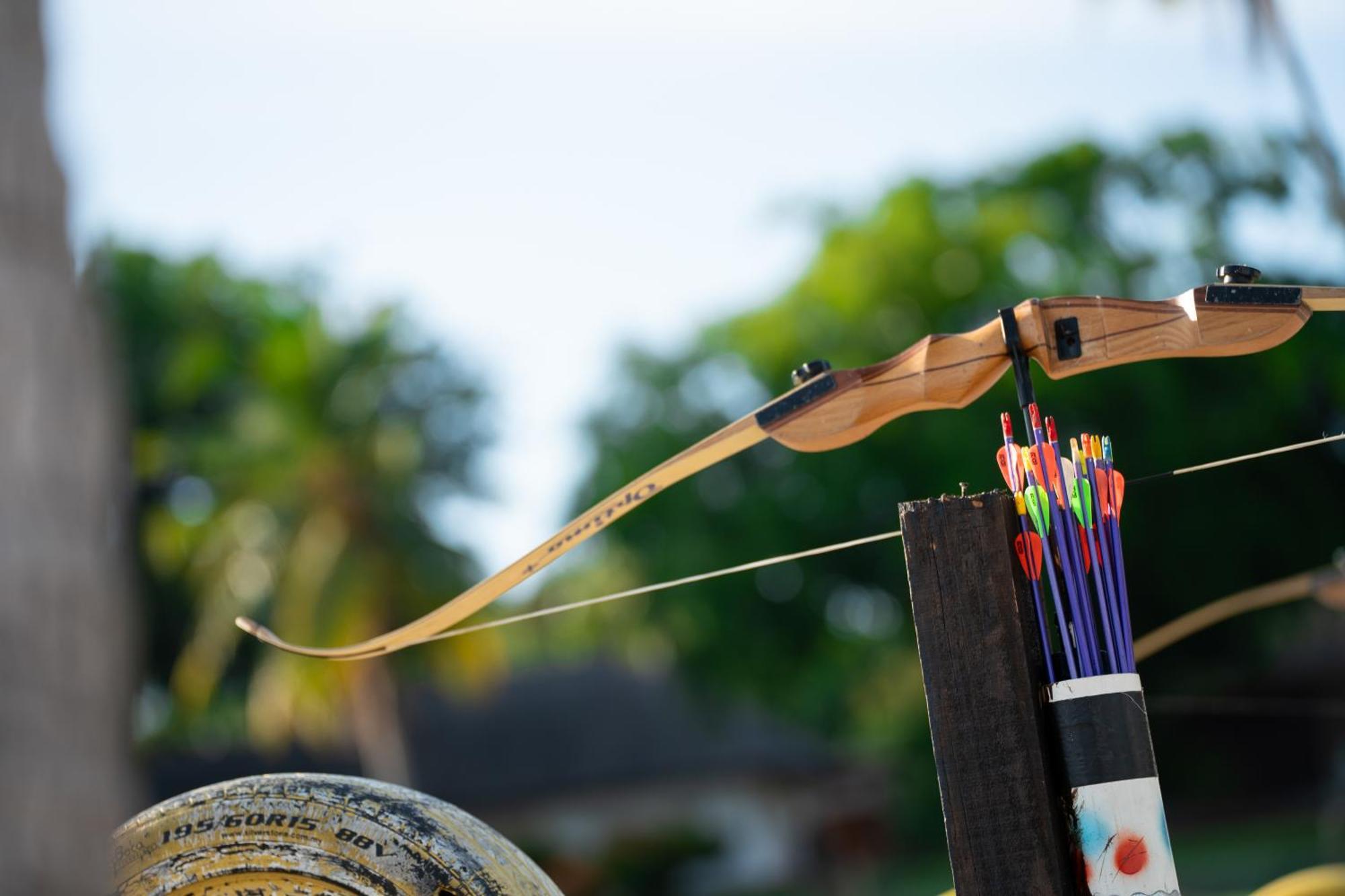 Hotel Lexis Hibiscus Port Dickson Zewnętrze zdjęcie A recurve bow
